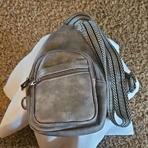 Mroede Gray Crossbody Bag Adjustable Strap